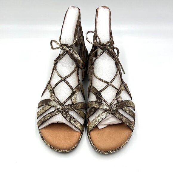 Gentle Souls Size 6 Brown‎ Gold Gladiator Lace Up Flats Sandals Shoes - Picture 2 of 13